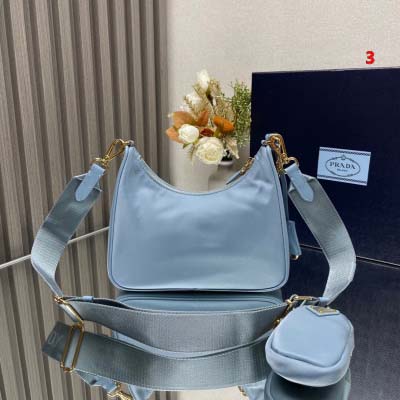 2025年早春高品質新品入荷 PRADA  バッグ 3工場