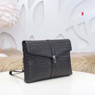 2025年早春新品入荷 Bottega Veneta  クラッチバッグ 3工場