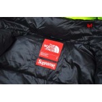 2024年12月4日秋冬新品入荷SUPREME ダウンジャケット BF工場