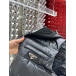 2024年12月4日入荷高級N品 冬 PRADA 在庫処分 ダウンジャケットベスト