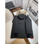 秋冬人気 Canada Goose ダウンジャケット123工場