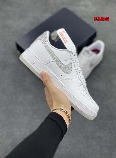 2024年12月20日秋冬新作入荷 NIKE スニーカー F...