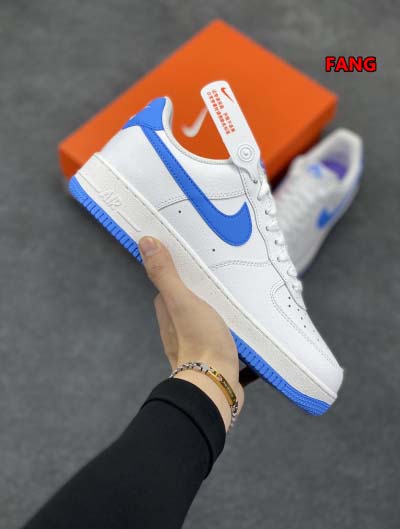 2024年12月20日秋冬新作入荷 NIKE スニーカー F...