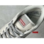 2024年12月20日秋冬新作入荷SUPREME & NIKE スニーカー FANG工場