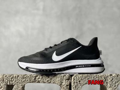 2024年12月20日秋冬新作入荷 NIKE スニーカー F...