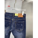 2024年12月26日入荷秋冬新品 DSQUARED2 ジーンズ  dtai工場