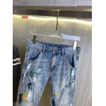 2024年12月26日入荷秋冬新品 DSQUARED2 ジーンズ  dtai工場