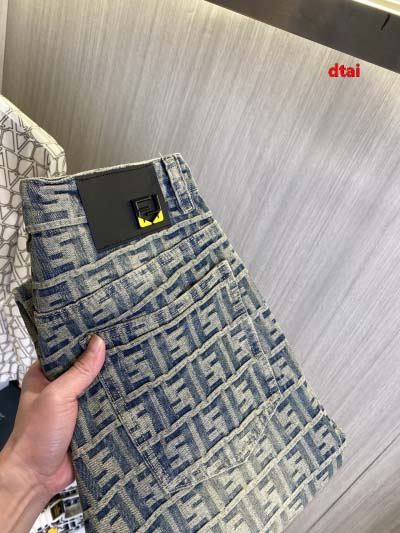 2024年12月26日入荷秋冬新品  FENDI   ジーン...