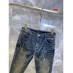 2024年12月26日入荷秋冬新品  DSQUARED2  ジーンズ   dtai工場