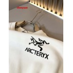 2024年12月30日新品ARCTERYX スウェット chengyuan工場