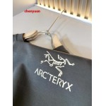 2024年12月30日新品ARCTERYX スウェット chengyuan工場