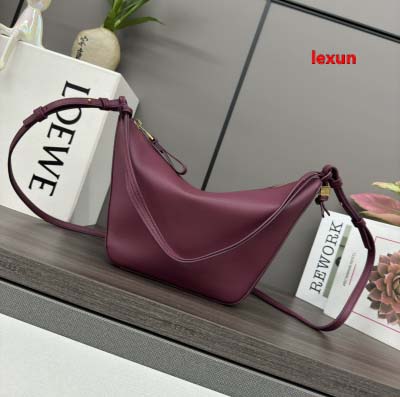 2025年早春新品入荷 LOEWE 本革 バッグ lexun...