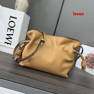 2025年早春新品入荷 LOEWE 本革 バッグ lexun...