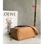 2025年早春新品入荷 LOEWE 本革 バッグ lexun工場Size ：30*12*19cm