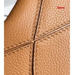 2025年早春新品入荷 LOEWE 本革 バッグ lexun工場size:18*11*7.5cm