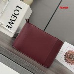 2025年早春新品入荷 LOEWE 本革 バッグ lexun工場 size：19.5*14.5*20.8