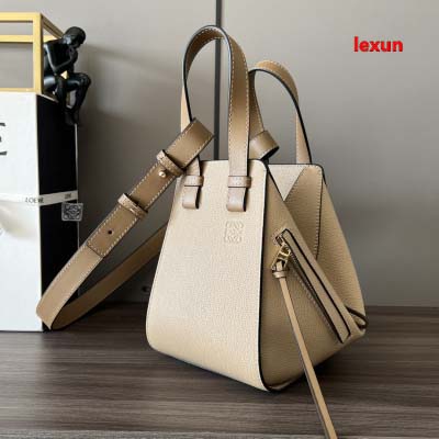 2025年早春新品入荷 LOEWE 本革 バッグ lexun...