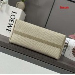 2025年早春新品入荷 LOEWE 本革 バッグ lexun工場size：30*15*25.5CM