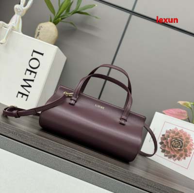 2025年早春新品入荷 LOEWE 本革 バッグ lexun...