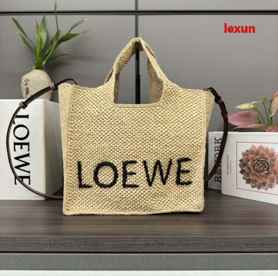 2025年早春新品入荷 LOEWE 本革 バッグ lexun...