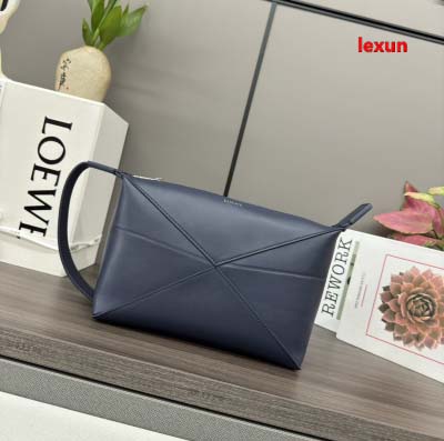 2025年早春新品入荷 LOEWE 本革 バッグ lexun...