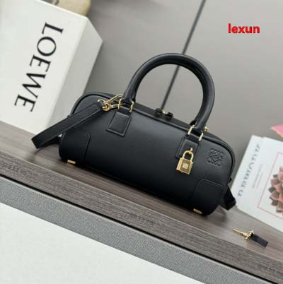 2025年早春新品入荷 LOEWE 本革 バッグ lexun...