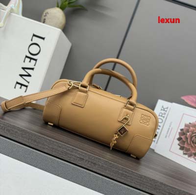 2025年早春新品入荷 LOEWE 本革 バッグ lexun...