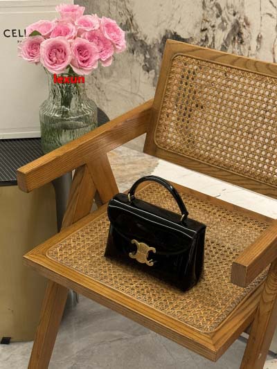 2025年早春新品入荷 CELINE  本革 バッグ lex...