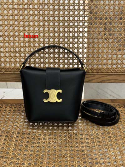 2025年早春新品入荷 CELINE 本革 バッグ lexu...