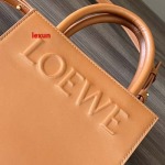 2025年早春新品入荷 LOEWE 本革 バッグ lexun工場size:21*17*6CM