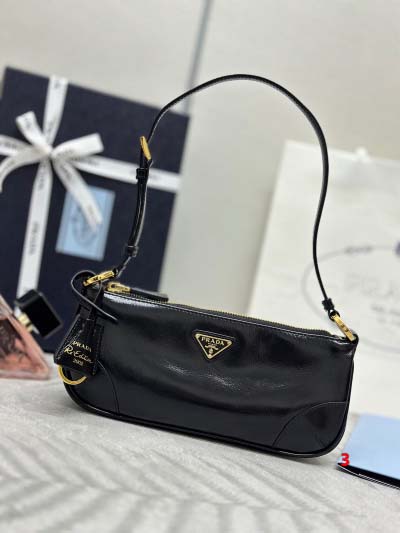 2025年早春高品質新品入荷 PRADA  バッグ 3工場