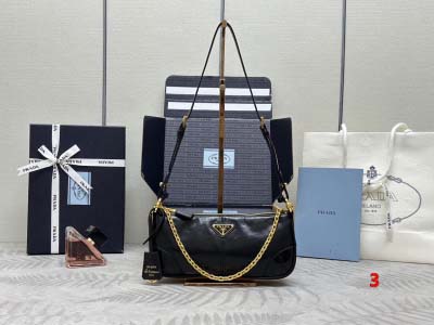 2025年早春高品質新品入荷 PRADA  バッグ 3工場