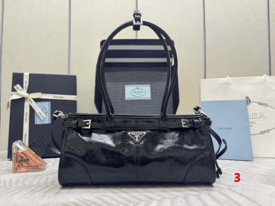 2025年早春高品質新品入荷 PRADA  バッグ 3工場