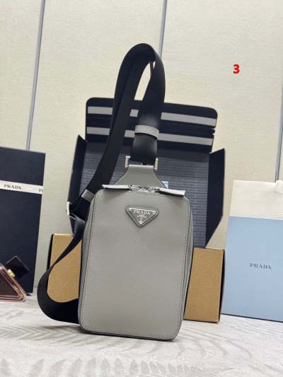 2025年早春新品入荷 PRADA チェストバッグの男性 3...