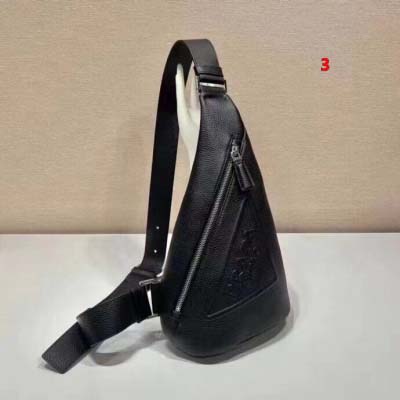 2025年早春新品入荷 PRADA  バッグの男性 3工場