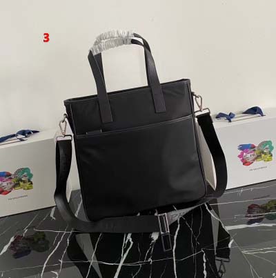 2025年早春新品入荷 PRADA  バッグの男性 3工場