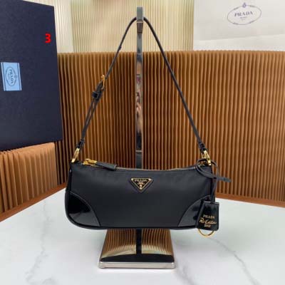 2025年早春新品入荷 PRADA  バッグ  3工場