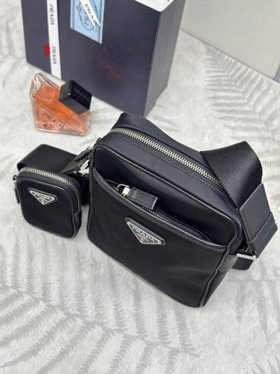 2025年早春新品入荷  PRADA   バッグの男性 3工場