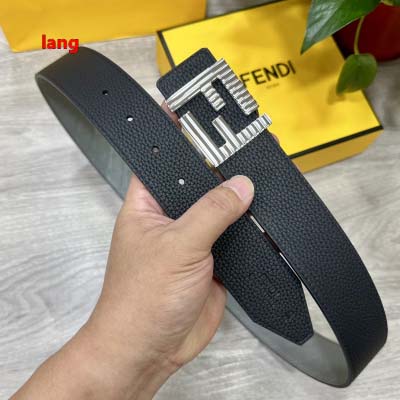 2025年早春新品入荷 FENDI 本革 ベルト LANG工場