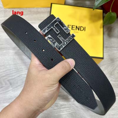 2025年早春新品入荷 FENDI  本革 ベルト LANG工場