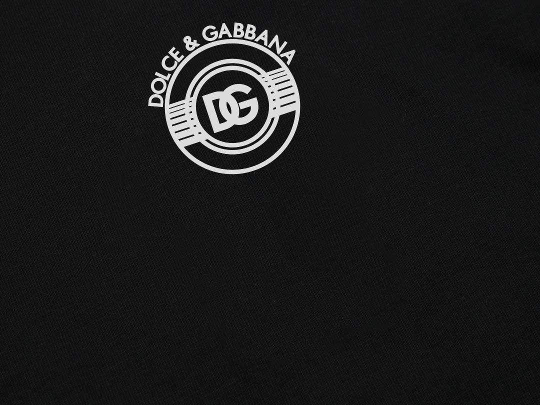 2025年1月17日春夏新品入荷Dolce&Gabbana 半袖 Tシャツ CHIDAO工場