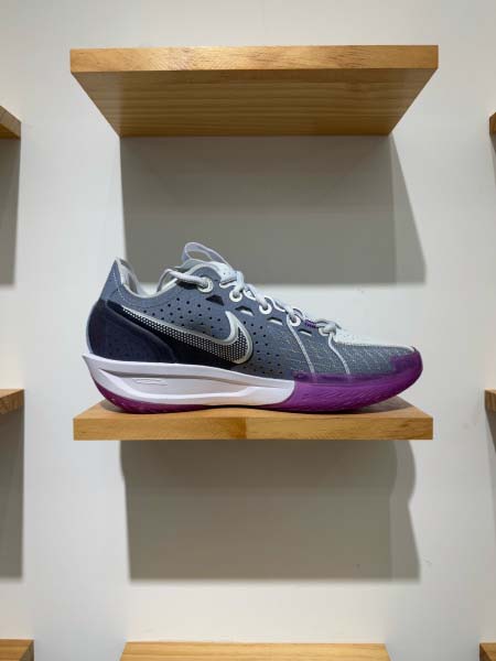 2025年1月25日高品質新品入荷NIke スニーカー/運動靴