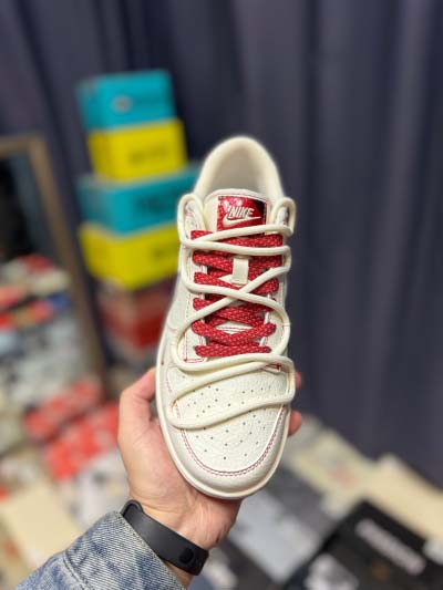 2025年1月27日新品入荷BNike SB Dunk Low- Moncler スニーカー/ランニングシューズ/カジュアルシューズ