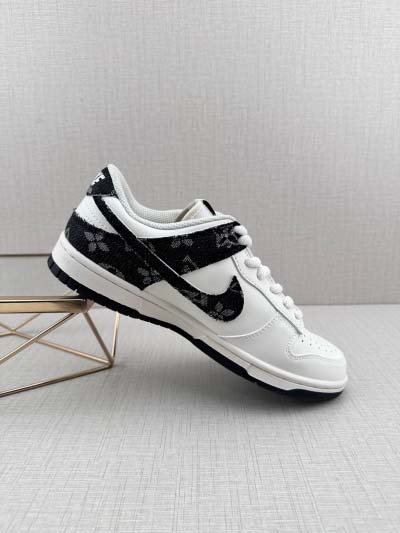 2025年1月27日新品入荷 Nike SB DuNike Low LV3411- スニーカー/ランニングシューズ/カジュアルシューズ