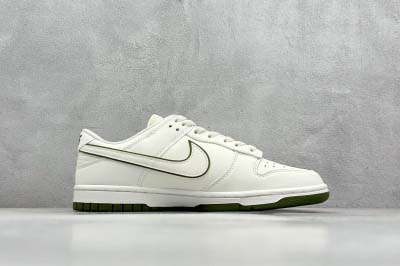 2025年1月27日新品入荷 Nike SB DuNike Low“Supreme” スニーカー/ランニングシューズ/カジュアルシューズ