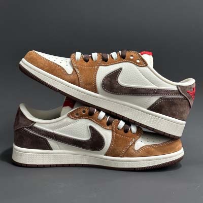 2025年1月31日新品入荷300 Nike Dunk Low     スニーカー/ランニングシューズ/カジュアルシューズ