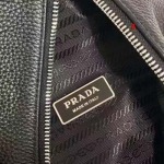 2025年早春新品入荷 PRADA  バッグの男性 3工場