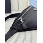 2025年早春新品入荷 PRADA  バッグの男性 3工場