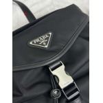 2025年早春新品入荷 PRADA  バッグの男性 3工場