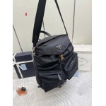 2025年早春新品入荷 PRADA  バッグの男性 3工場